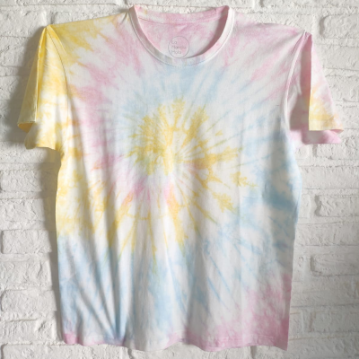 Camiseta La Manola Unisex Tie Dye Espiral CMY